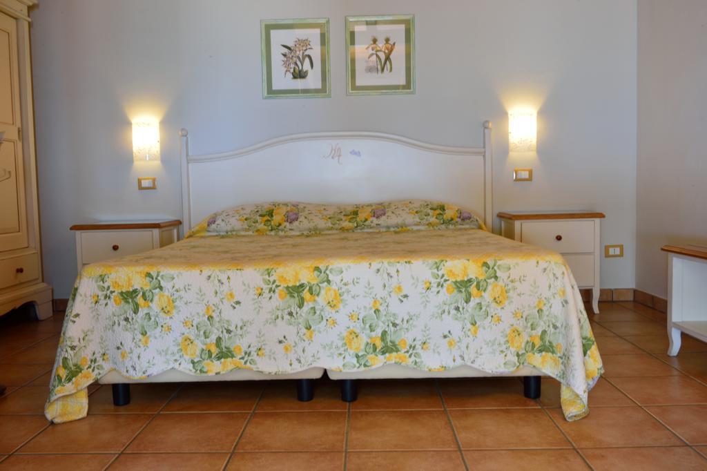 Hotel Acquasanta Terracina Cameră foto